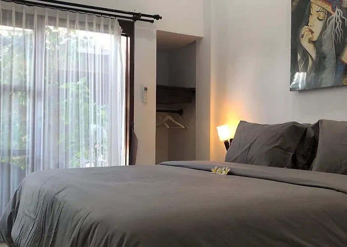 Cheerful - Bedroom 3*